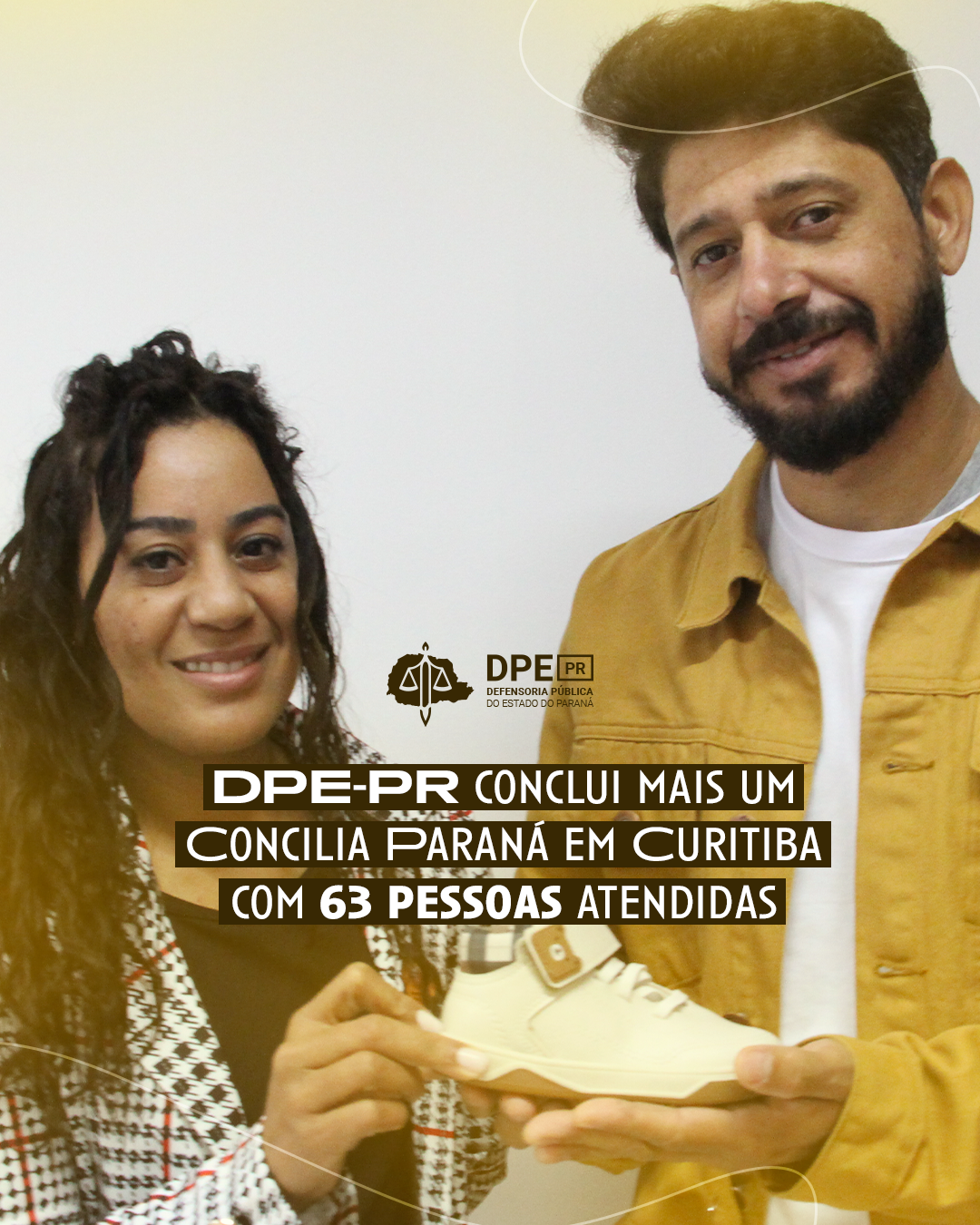 Imagem de foto de casal no mutirão Concilia Paraná, sob o título