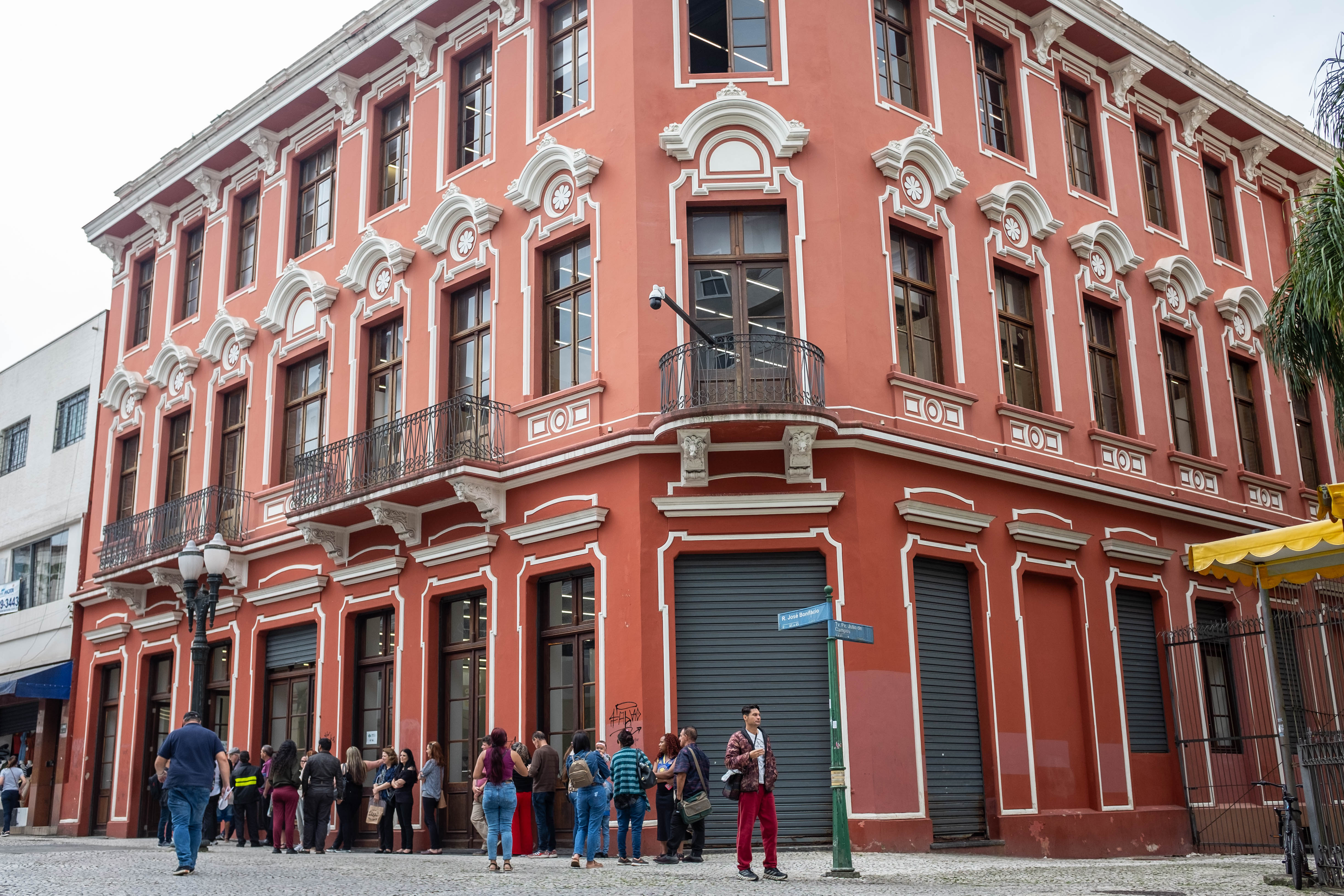 Sede central da Defensoria Pública do Paraná em Curitiba. 