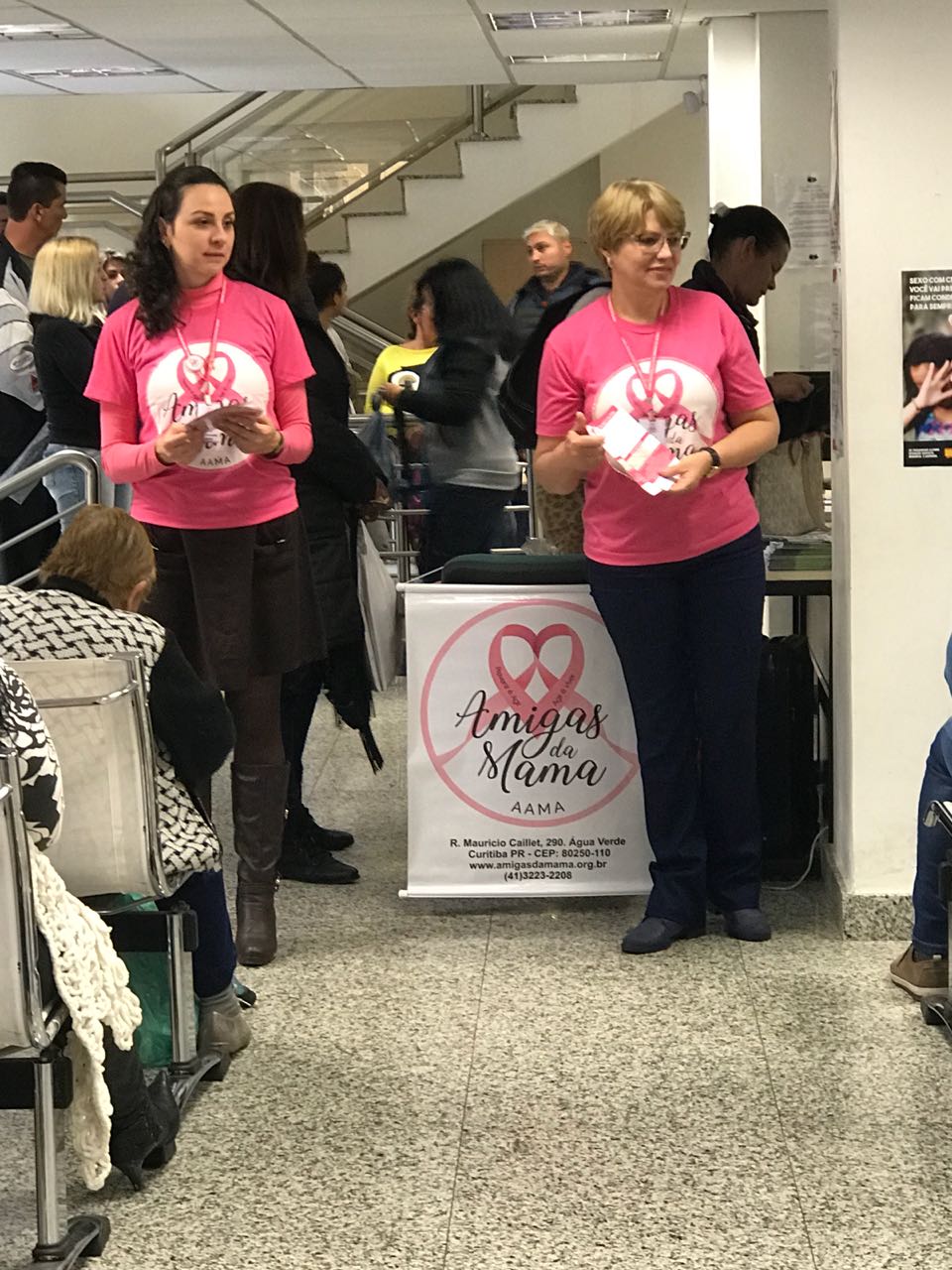 Quarta palestra da Associação Amigas da Mama no CAM de Curitiba