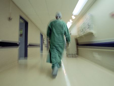 Em menos de 48 horas houve deferimento de tutela antecipada e a adolescente logo iniciou o tratamento no hospital Erasto Gaertner, em Curitiba.