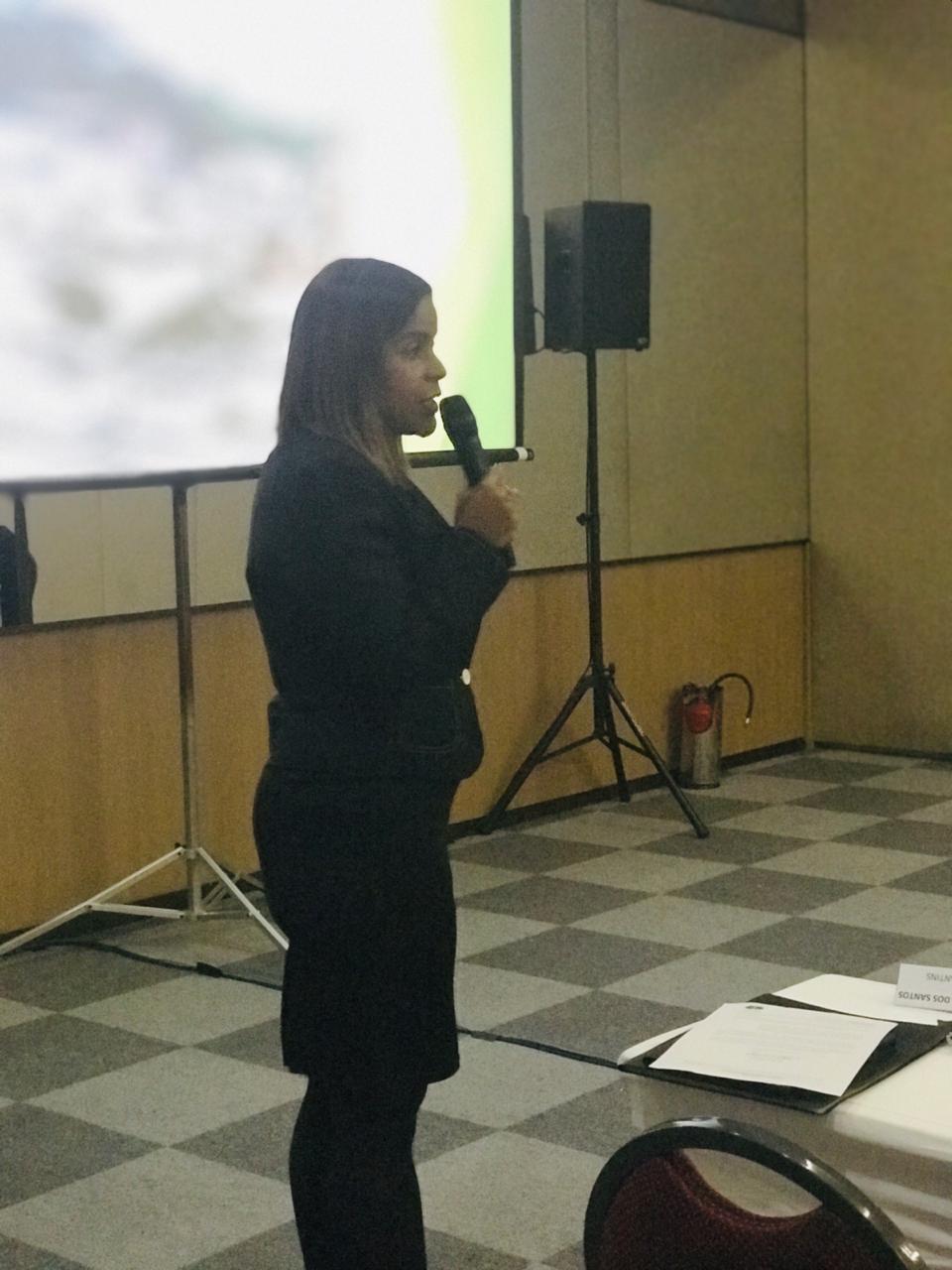 Dra. Olenka Lins.