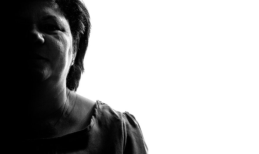 A Defensoria Pública do Estado do Paraná apoia a campanha pelo fim da revista vexatória no sistema penitenciário promovida pela Rede de Justiça Criminal, com apoio do Núcleo Especializado de Situação Carcerária da Defensoria Pública do Estado de São Paulo.