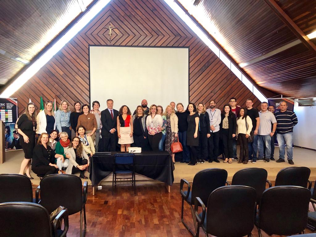 Participantes do evento de lançamento do Plano Regional de Enfrentamento à Violência Sexual Contra Crianças e Adolescentes do Boqueirão.