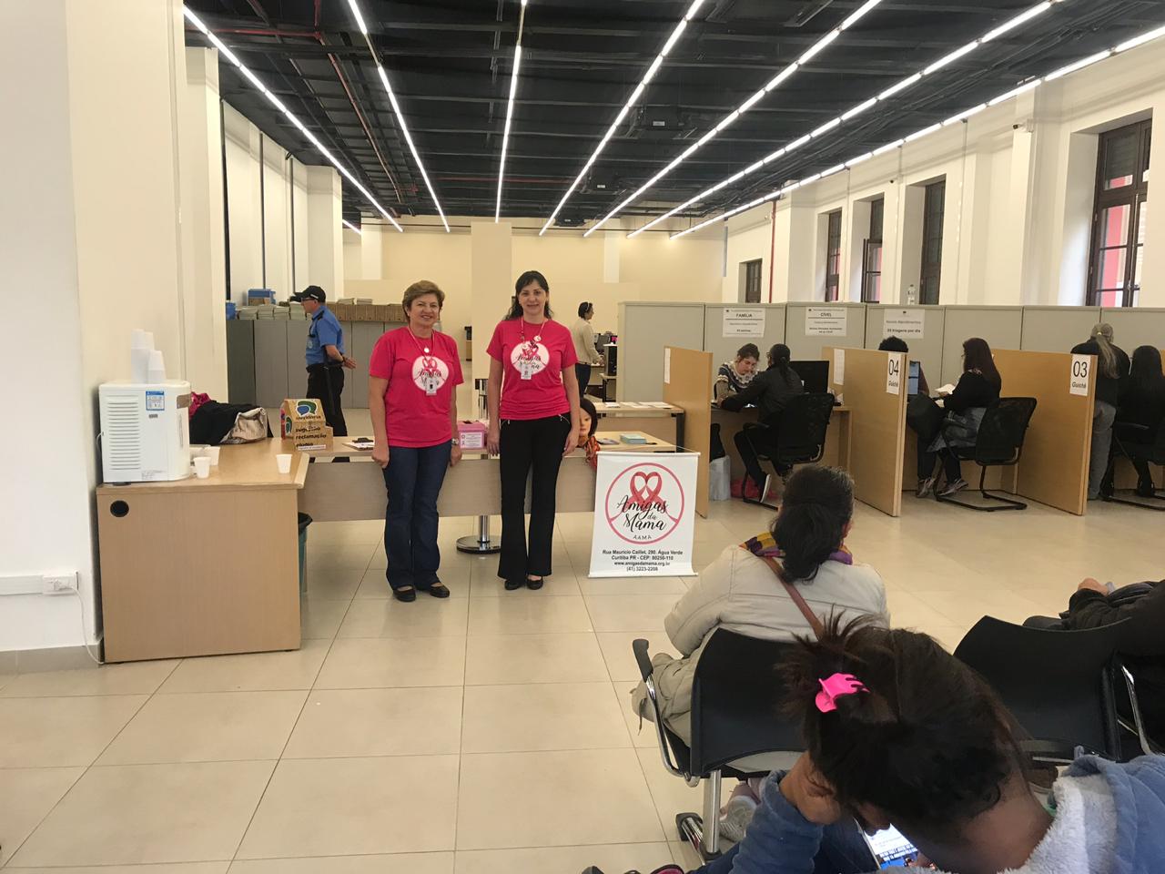 Palestrantes voluntárias da AAMA, Daniele Banzzatto e Terezinha Parizotto.
