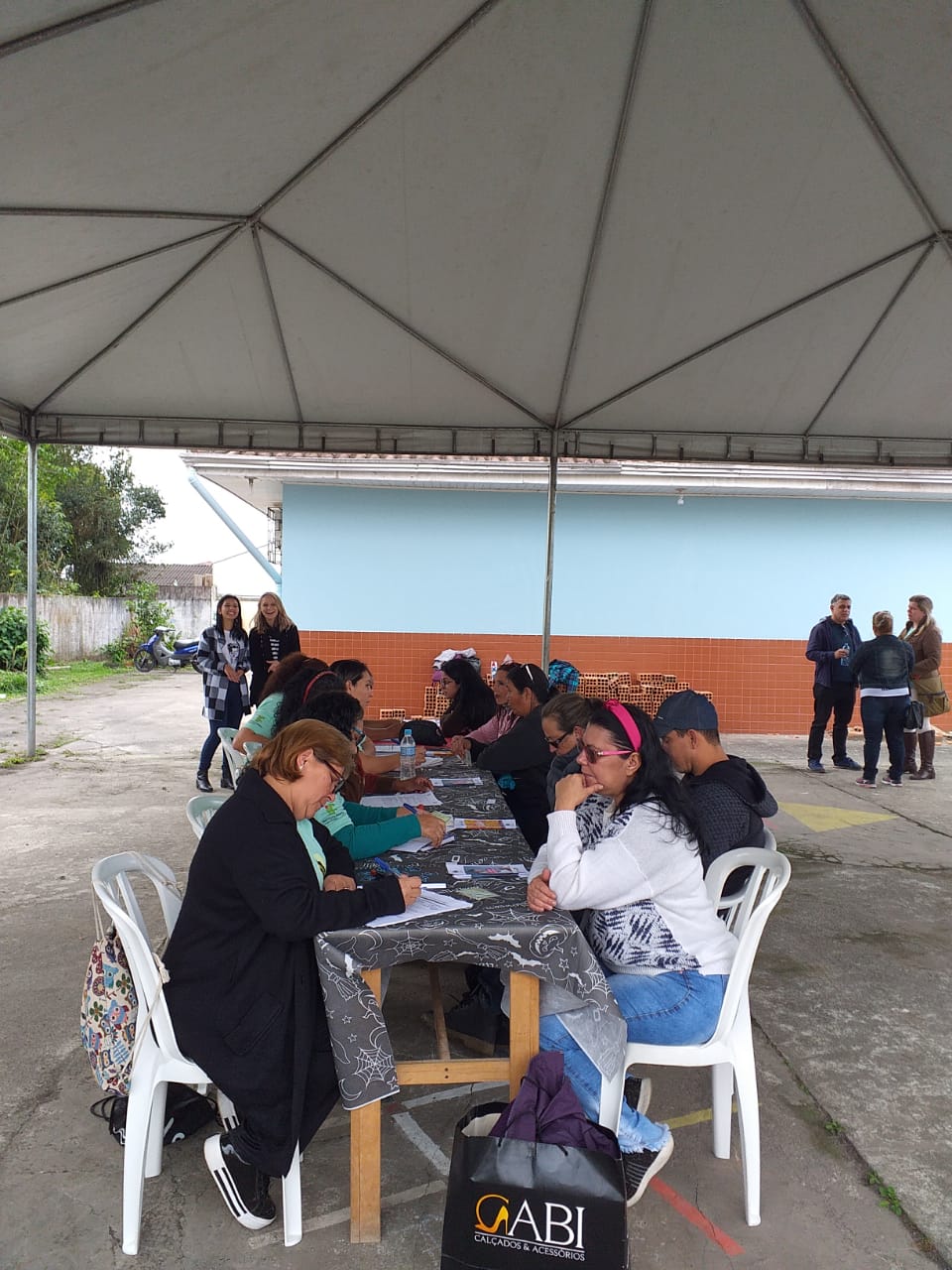 O evento foi organizado por Defensoras e Defensores Populares de Paranaguá