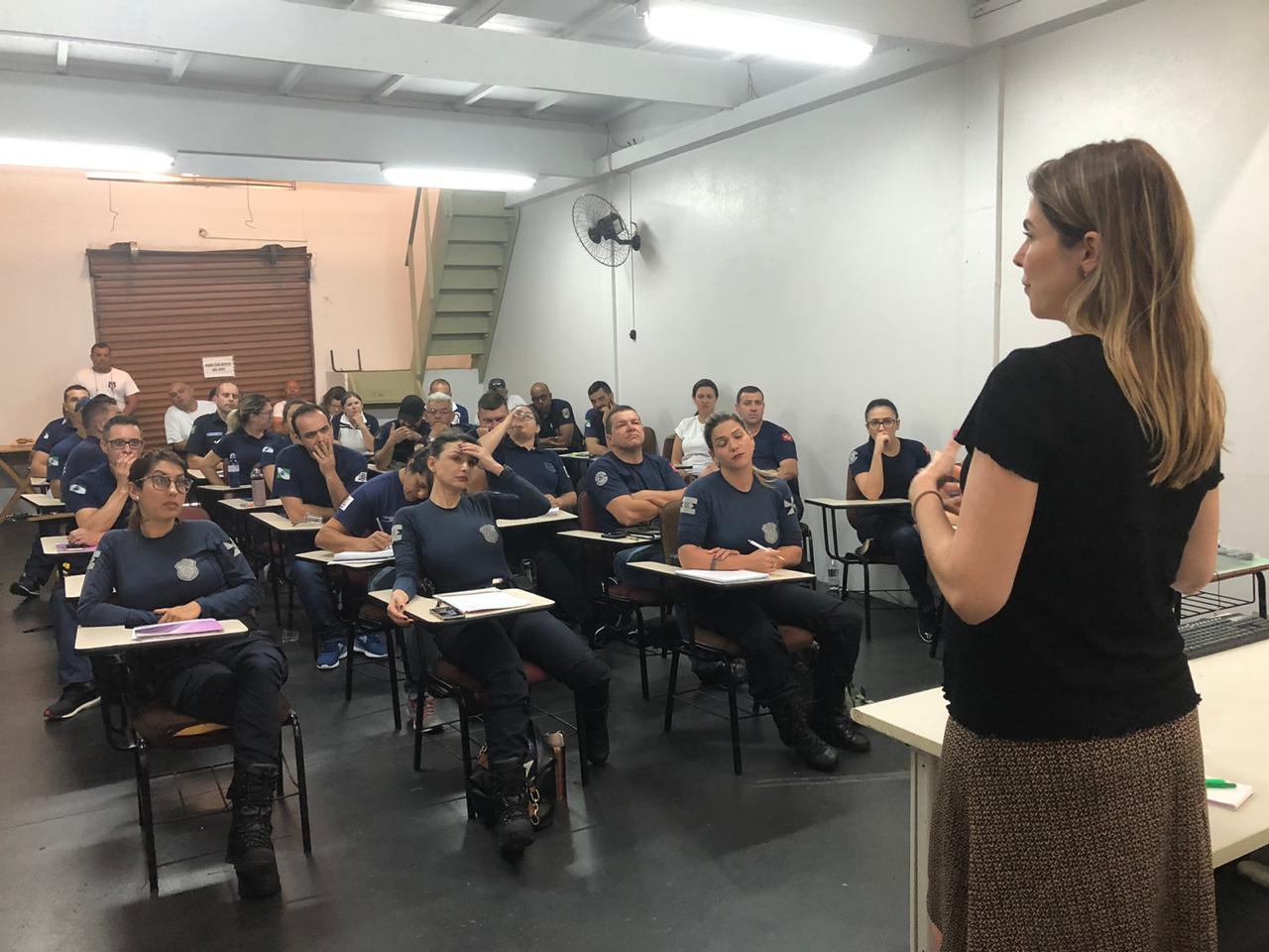 Coordenadora do NUDEM, dra. Eliana Lopes