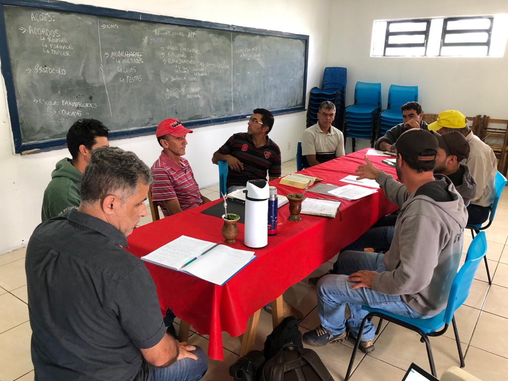 NUCIDH marca presença em formatura de faxinalenses e reunião com lideranças