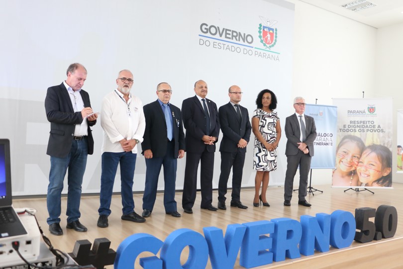 Na tarde de quinta-feira (30), o defensor público-geral do Estado, dr. Eduardo Abraão, participou do evento que instituiu o Grupo de Trabalho dos Povos e Comunidades Tradicionais do Paraná.