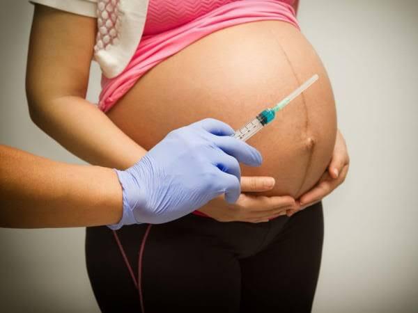 DPE-PR solicita à SMS e à SESA informações sobre a vacinação de gestantes e puérperas