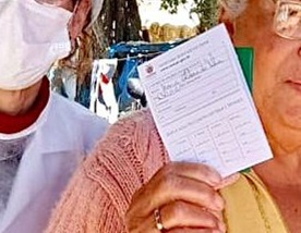 DPE-PR garante que senhora de 69 anos sem CPF tome vacina contra a Covid19