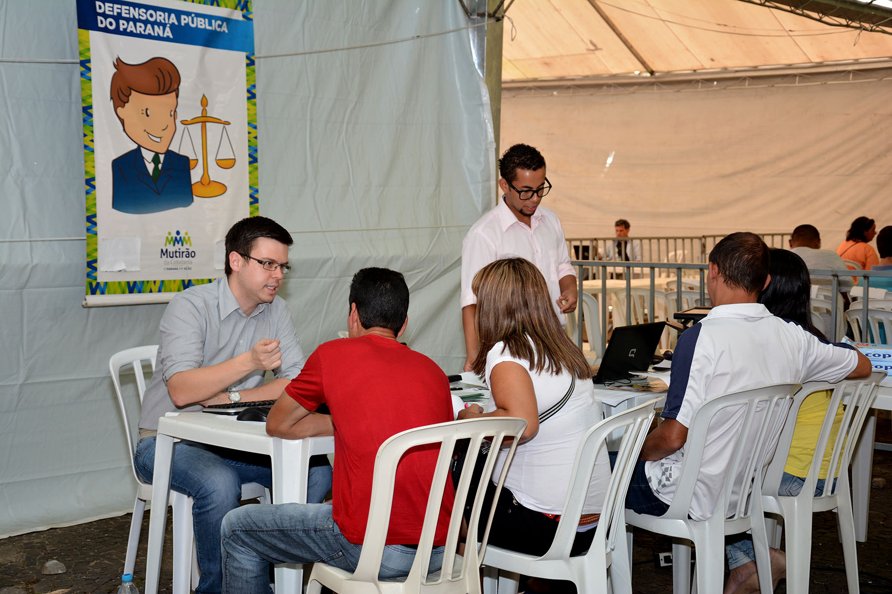 Participaram do trabalho em Ponta Grossa o defensor público Ricardo Milbrath Padoim, de Ponta Grossa, e o técnico administrativo Gláucio Emanuel Marcondes, da sede de Castro.