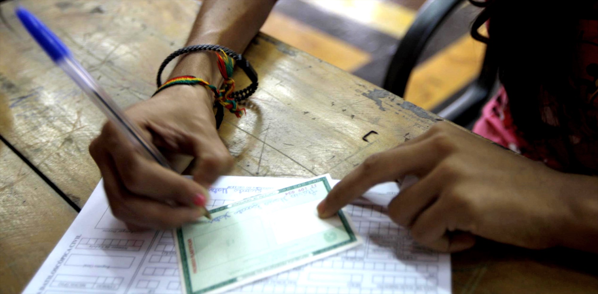 A partir do registro de nascimento são confeccionados os demais documentos, que permitem a qualquer cidadão o pleno exercício dos seus direitos civis.