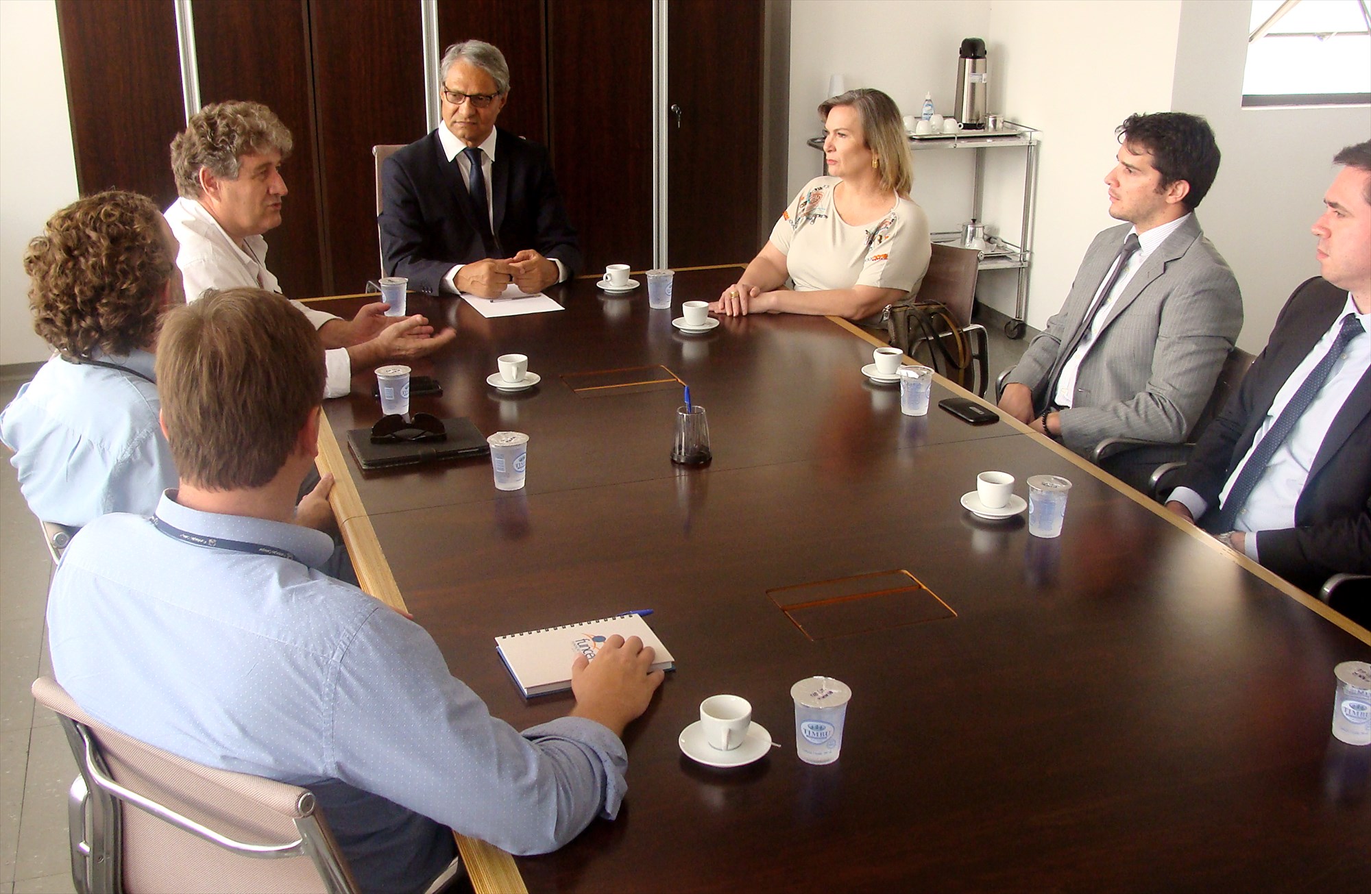 O defensor público-geral, Sergio Parigot de Souza, se reuniu com o Comitê de Gestão Pública do Governo do Estado para discutir a gestão da qualidade nos serviços prestados pela Defensoria.