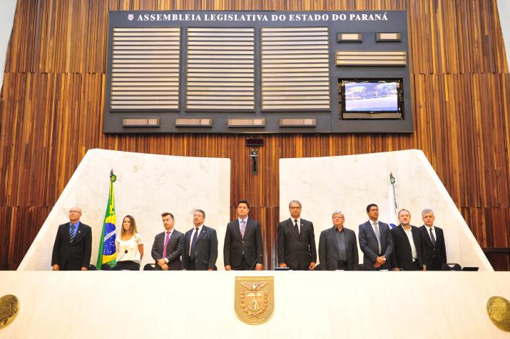 Os serviços foram oficialmente instalados durante sessão solene da Assembleia Legislativa do Paraná nesta quarta-feira (8).