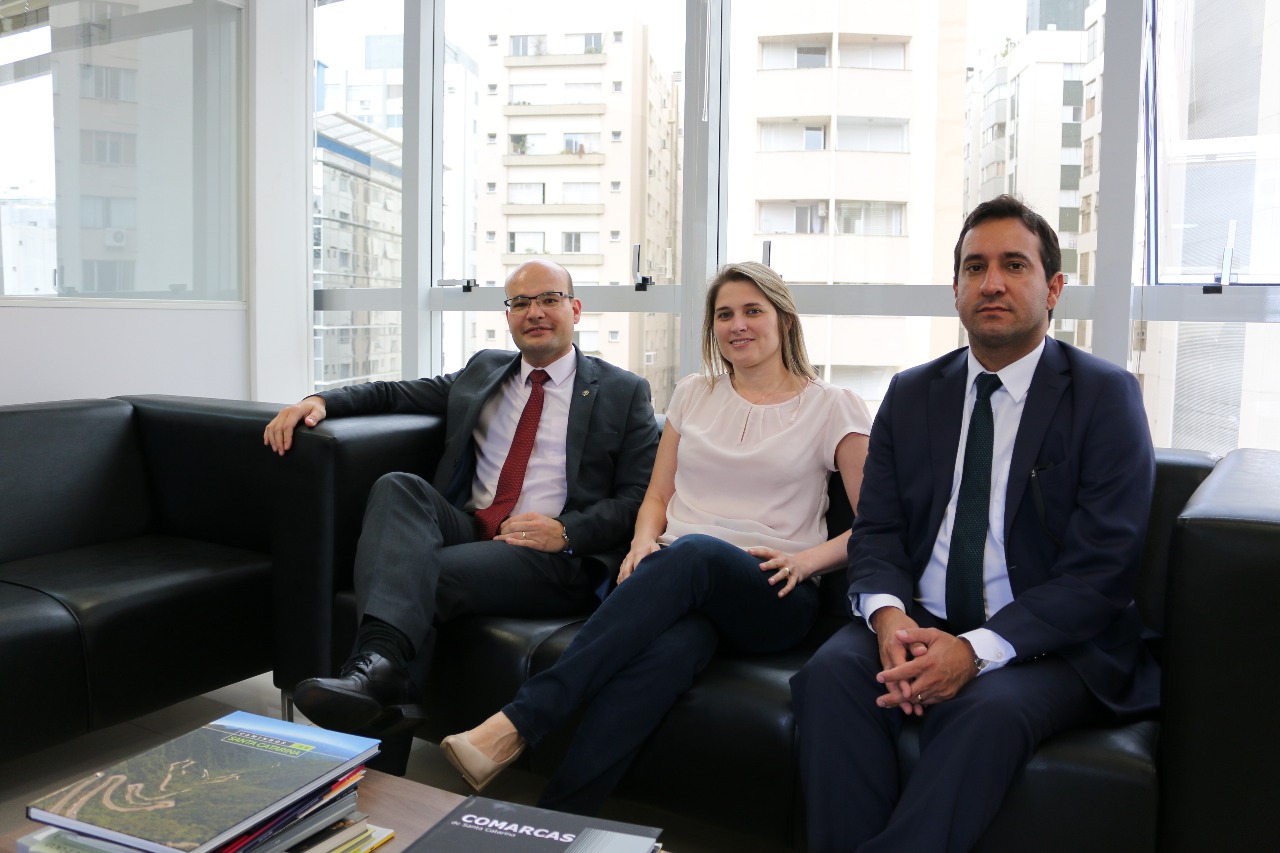 Acompanhado do defensor público-geral do estado de Rondônia, Marcus Edson de Lima, foram recepcionados pela subdefensora pública-geral Ana Carolina Dihl Cavalin