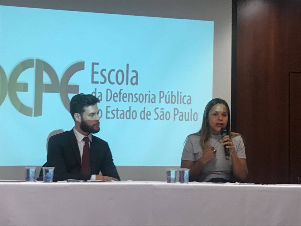 O evento foi uma iniciativa da Comissão Especial de Mobilidade urbana, moradia e questões fundiárias da ANADEP, da qual a defensora Olenka Lins é coordenadora.
