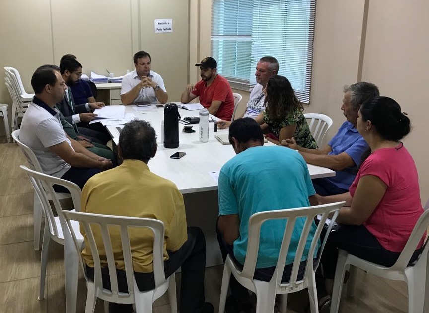 Objetivo do encontro é buscar o apoio da prefeitura para a criação da área especial de uso regulamentado do Faxinal do Salso.