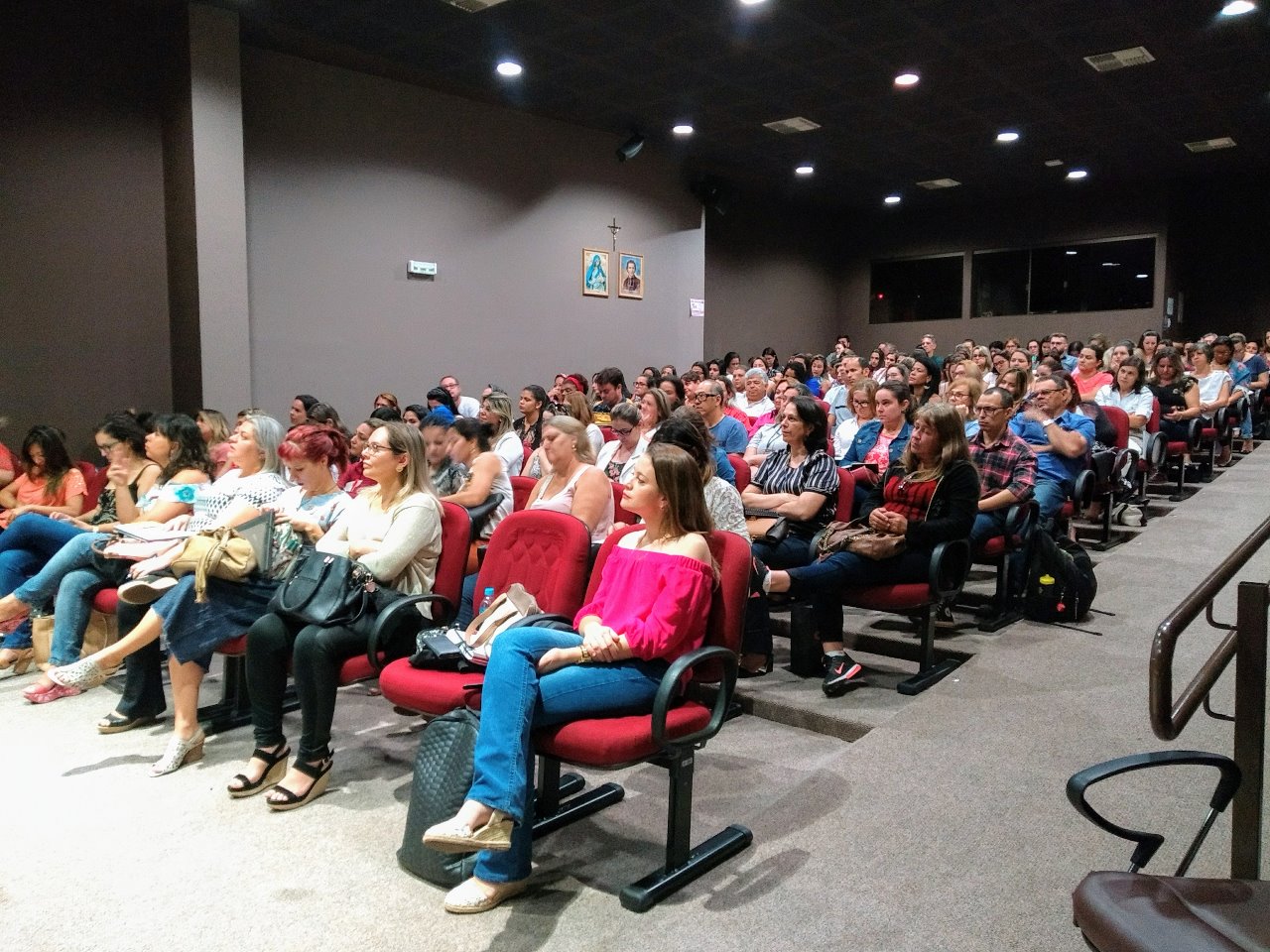 Participantes do I Encontro das Comissões Municipais de Enfrentamento às Violências Contra Crianças e Adolescentes.