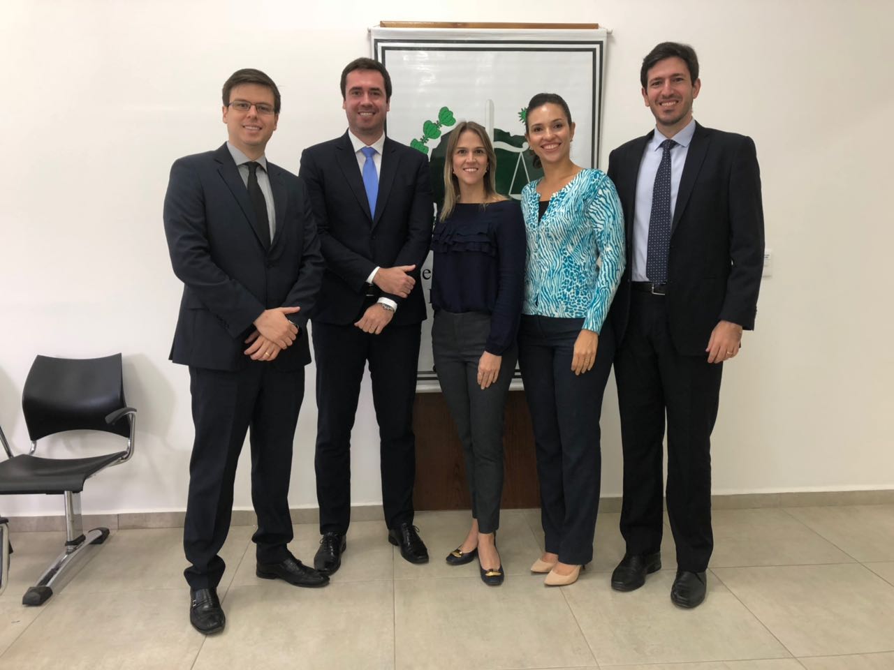 Subdefensor público-geral, Matheus Munhoz e membros da DPPR em Ponta Grossa