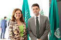 Imagem do defensor-geral André Giamberardino com a subprocuradora-geral de Justiça para Assuntos de Planejamento Institucional do Ministério Público do Paraná, Samia Saad Gallotti Bonavides.