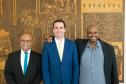 Imagem com foto da cerimônia de posse do defensor público-geral do Paraná.