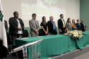 Autoridades compõe a mesa solene para a cerimônia de posse dos seis novos defensores púbicos do Paraná. 