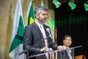 Autoridade discursa durante a cerimônia de posse. 