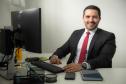 O defensor público Rafael de Matos Souto coordena o Posto de Atendimento da DPE-PR na Câmara Municial de Curitiba. 