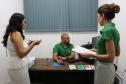 Servidores da DPE-PR conversam sobre os casos. 