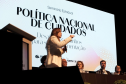 Evento realizado no Guairinha sobre a Política Nacional de Cuidados.