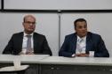 Na imagem vemos o defensor público-geral e o desembargador Dr. José Laurindo de Souza Netto sentados. 