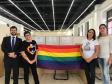 Na foto, o coordenador do CAM, dr. Erick Lé Ferreira, as integrantes da associação Mães Pela Diversidade, Marise Felix e Denise e a relações públicas do CAM, Janaína Ferreira dos Santos.