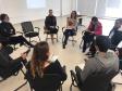 A formação contou com exercícios de relaxamento e abordou técnicas de como elaborar e se portar durante uma apresentação oral