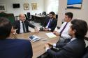  O defensor público-geral e o subdefensor,  juntos com os deputados estaduais Paulo Litro e Luiz Fernando Guerra, que também participaram do encontro, foram recebidos pelo chefe da casa Civil, Guto Silva. 