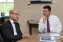 O defensor público-geral e o subdefensor,  juntos com os deputados estaduais Paulo Litro e Luiz Fernando Guerra, que também participaram do encontro, foram recebidos pelo chefe da casa Civil, Guto Silva. 