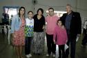 A secretária de Assistência Social, Família e Relações com a Comunidade, Claudia Pereira, as defensoras públicas Suzete de Fátima Guerra e Josiane Fruet Bettini Lupion, o prefeito de Foz do Iguaçu, Reni Pereira, e o secretário de Relações com a Comunidade do Paraná, Ubirajara Schereiber.