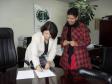 A defensora pública-geral do Estado, Josiane Lupion, nomeia a primeira Ouvidora-Geral da DPPR, Maria de Lourdes de Souza.