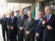 O ministro Ricardo Lewandowski (à direita) participou de evento no TJPR, ladeado por outras autoridades, como o presidente do Tribunal, desembargador Paulo Roberto Vasconcelos (ao lado de Lewandowski), e o defensor público-geral do estado, Sérgio Roberto Rodrigues Parigot de Souza (terceiro da esquerda para a direita).