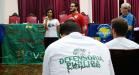 Os defensores públicos Camille Vieira da Costa e Antonio Vitor Barbosa de Almeida, observados pelo ouvidor-geral da DPPR, Gerson da Silva.