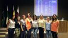 Membros da Comissão Regional (esq. Para direita) Priscila Laissa Toledo (NEDDIJ); Kallinka Rubia Vieira de Souza (NRE/SEED); Camila Del Tregio Esteves (SESA); Rossana Stavie Baduy (Palestrante - UEL); Graciene Marques Jubin (SEDS); Fabiane Taborda (Palestrante- SEDS); Kelly da Rocha Vieira (Assistente Social Defensoria Pública) e Eveline Tieme Tsuda (NAE/TJPR).