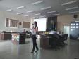 Psicóloga da DPPR ministrando a palestra.