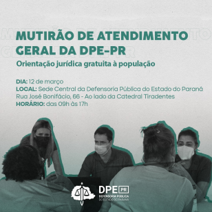 Duas mulheres e uma homem sentados atendem duas mulheres sentadas e de costas
