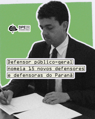 Imagem com foto do defensor público-geral do Paraná assinando documento de nomeação.