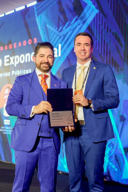 https://www.defensoriapublica.pr.def.br/Noticia/Defensoria-do-Parana-recebe-mencao-honrosa-no-Premio-de-Inovacao-JEx