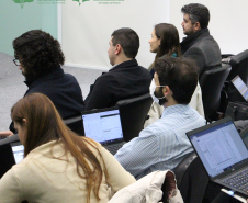 Defensoras e Defensores participam do VI Encontro de Teses da instituição