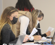 DPE-PR realiza segunda edição de mutirão de retificação de pronome e gênereo voltado à população trans
