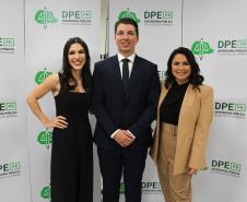 posse novos defensores
