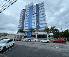 Imagem da fachada da nova sede da DPE-PR em Paranaguá