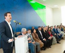 Foto do discurso do governador Ratinho Junior durante a posse novo defensor público-geral Matheus Munhoz.