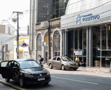 Imagem com foto da 2ª fase do V Concurso para defensor(a) público(a) do Paraná.